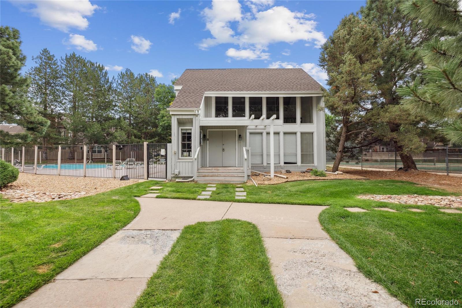 MLS Image #26 for 2770 s elmira street,denver, Colorado