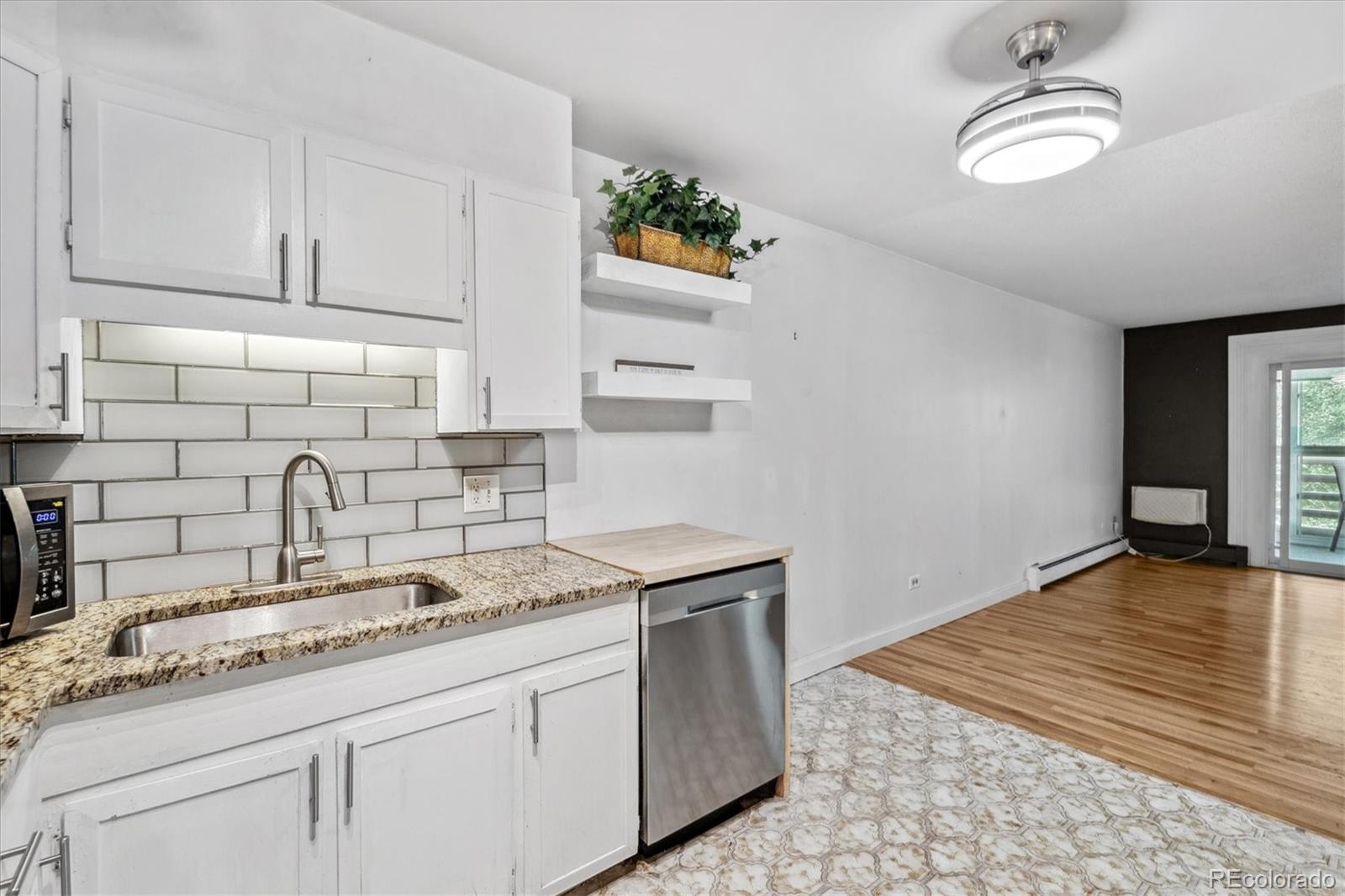 MLS Image #6 for 705 s alton way,denver, Colorado