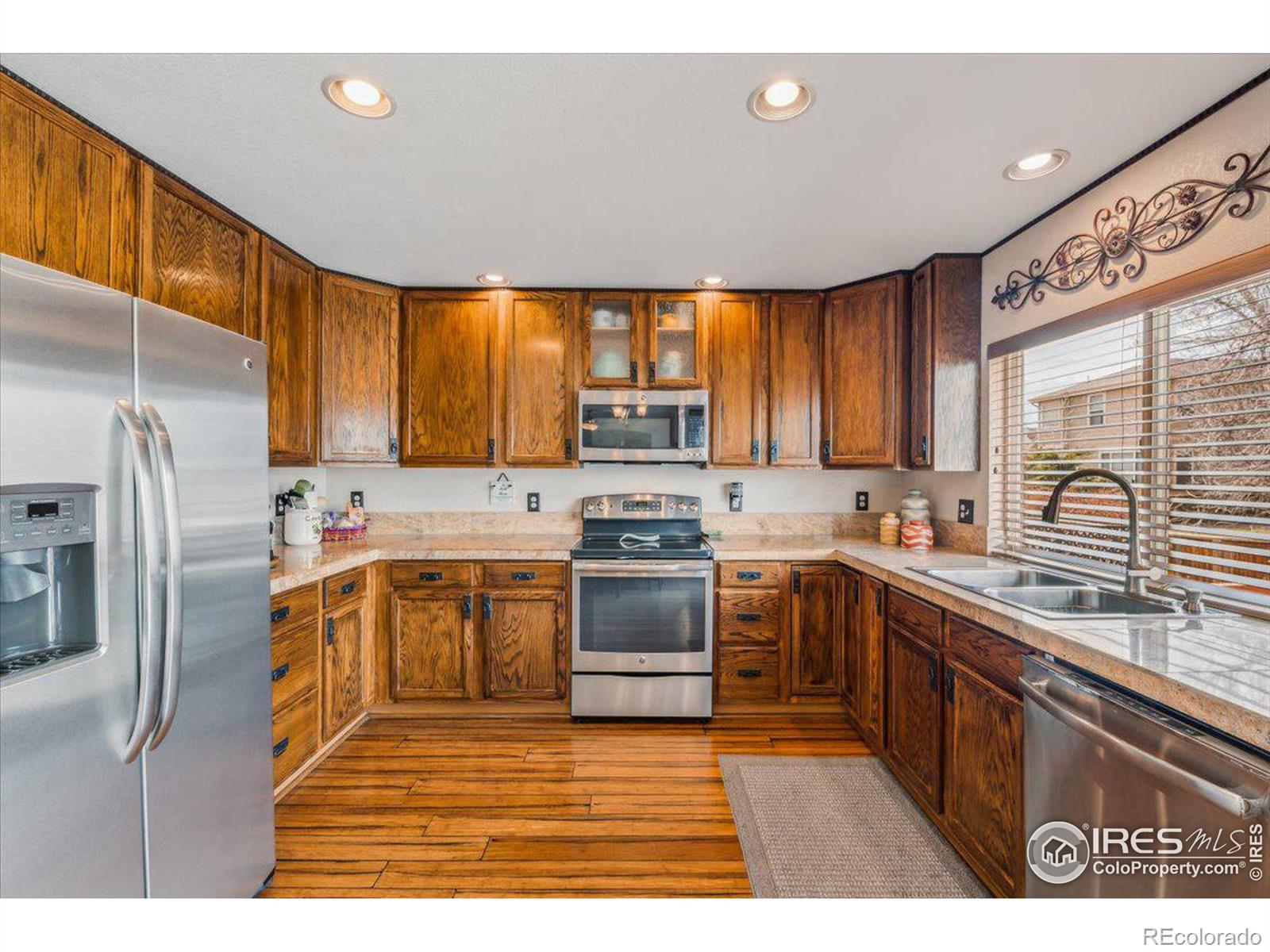 MLS Image #2 for 14396  corrine court,broomfield, Colorado