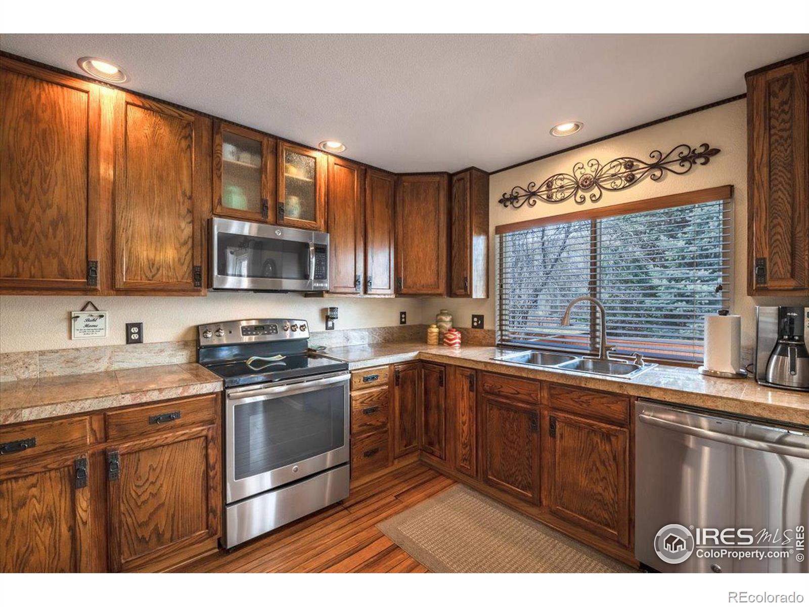 MLS Image #8 for 14396  corrine court,broomfield, Colorado