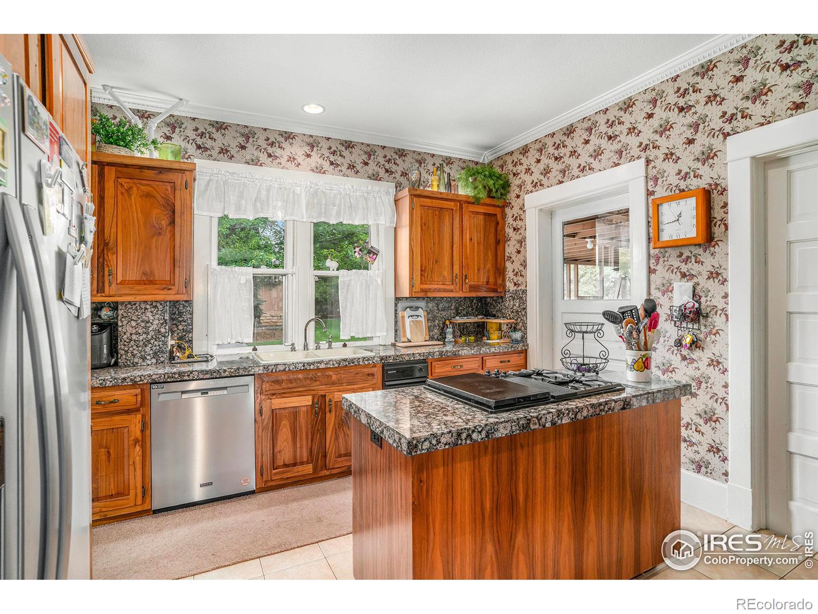 MLS Image #12 for 481 w 5th street,loveland, Colorado