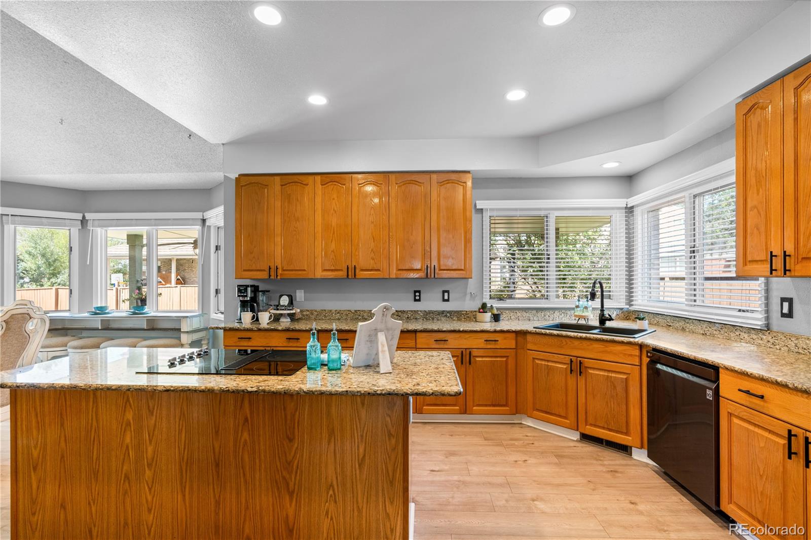 MLS Image #8 for 5426 s jasper way,centennial, Colorado