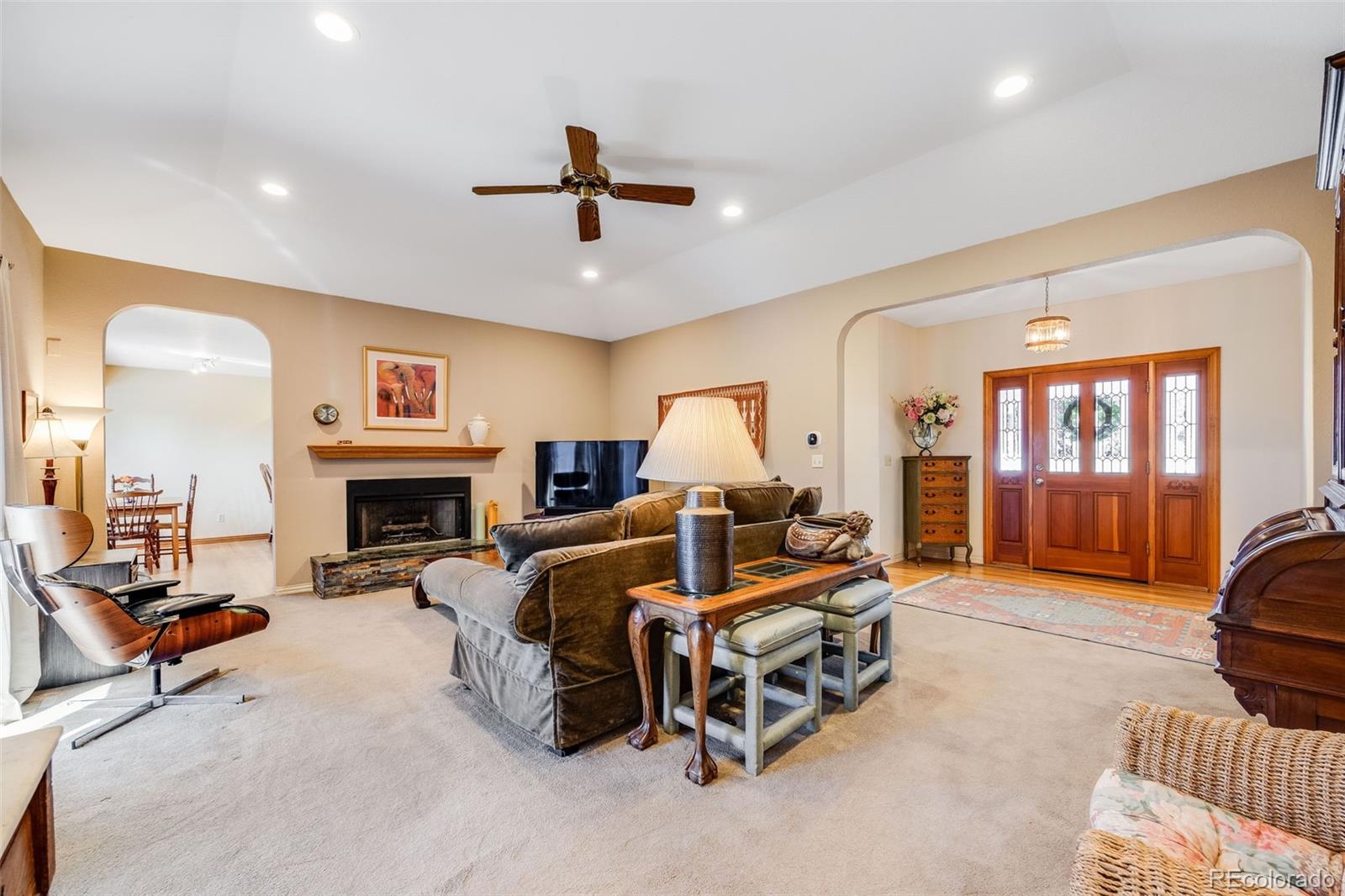 MLS Image #5 for 6271 s olathe street,centennial, Colorado