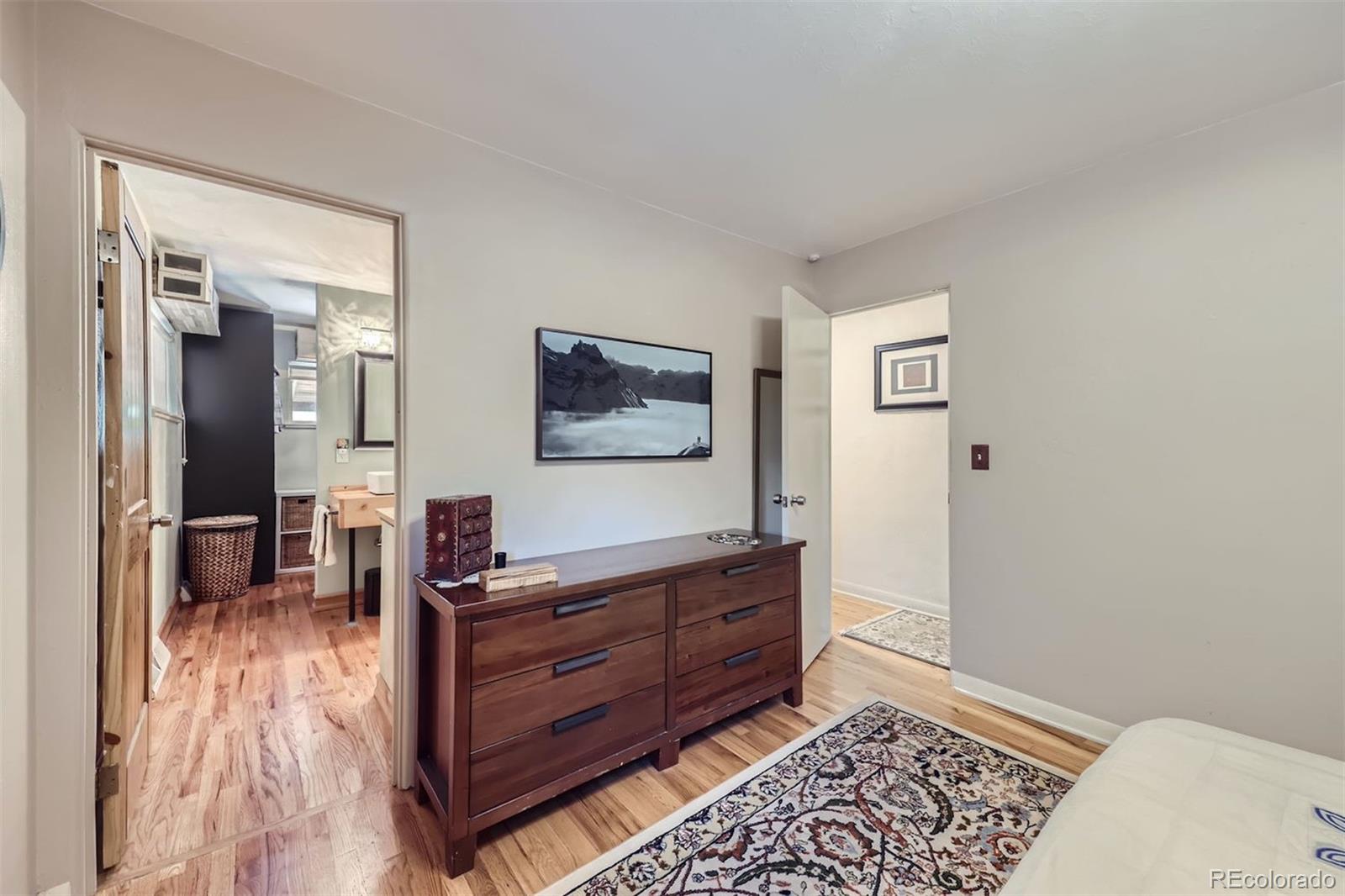 MLS Image #11 for 890 s eliot street,denver, Colorado