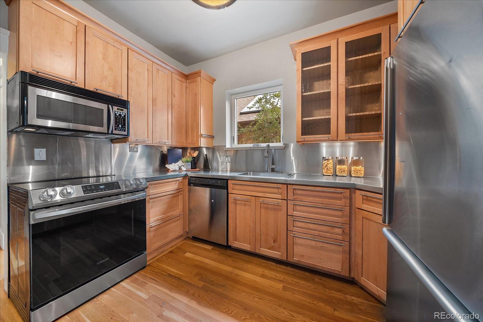 MLS Image #12 for 372 s corona street,denver, Colorado