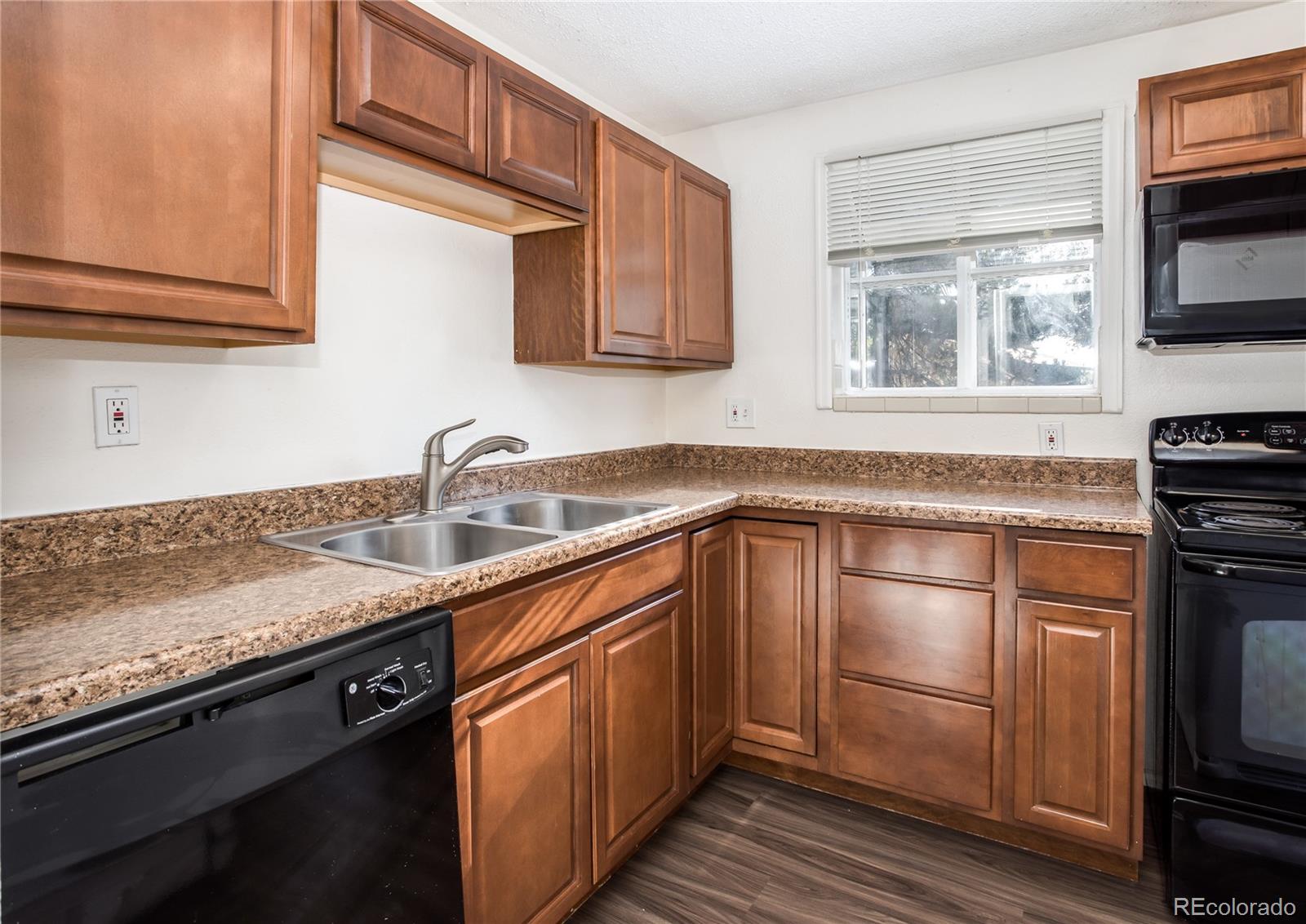 MLS Image #9 for 6618 s cherry way,centennial, Colorado