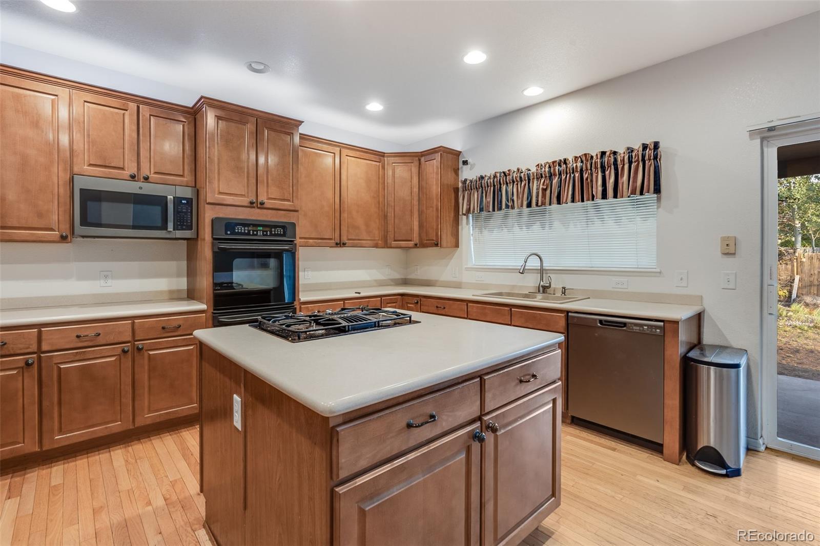 MLS Image #12 for 439  gannet drive,colorado springs, Colorado