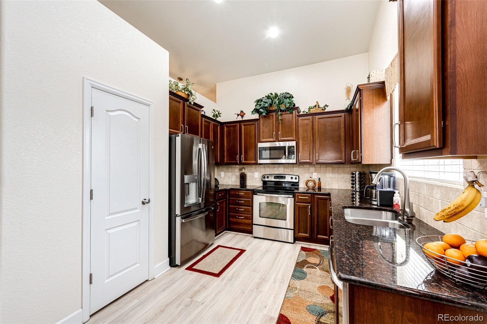 MLS Image #14 for 24384 e 4th drive,aurora, Colorado