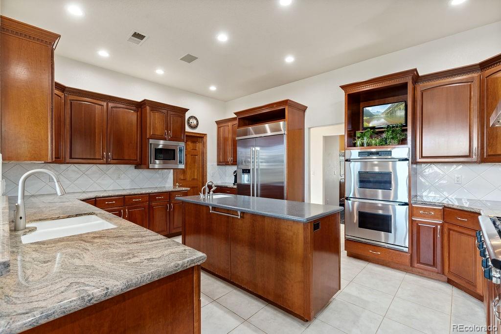 MLS Image #13 for 14547 w 57th place,arvada, Colorado