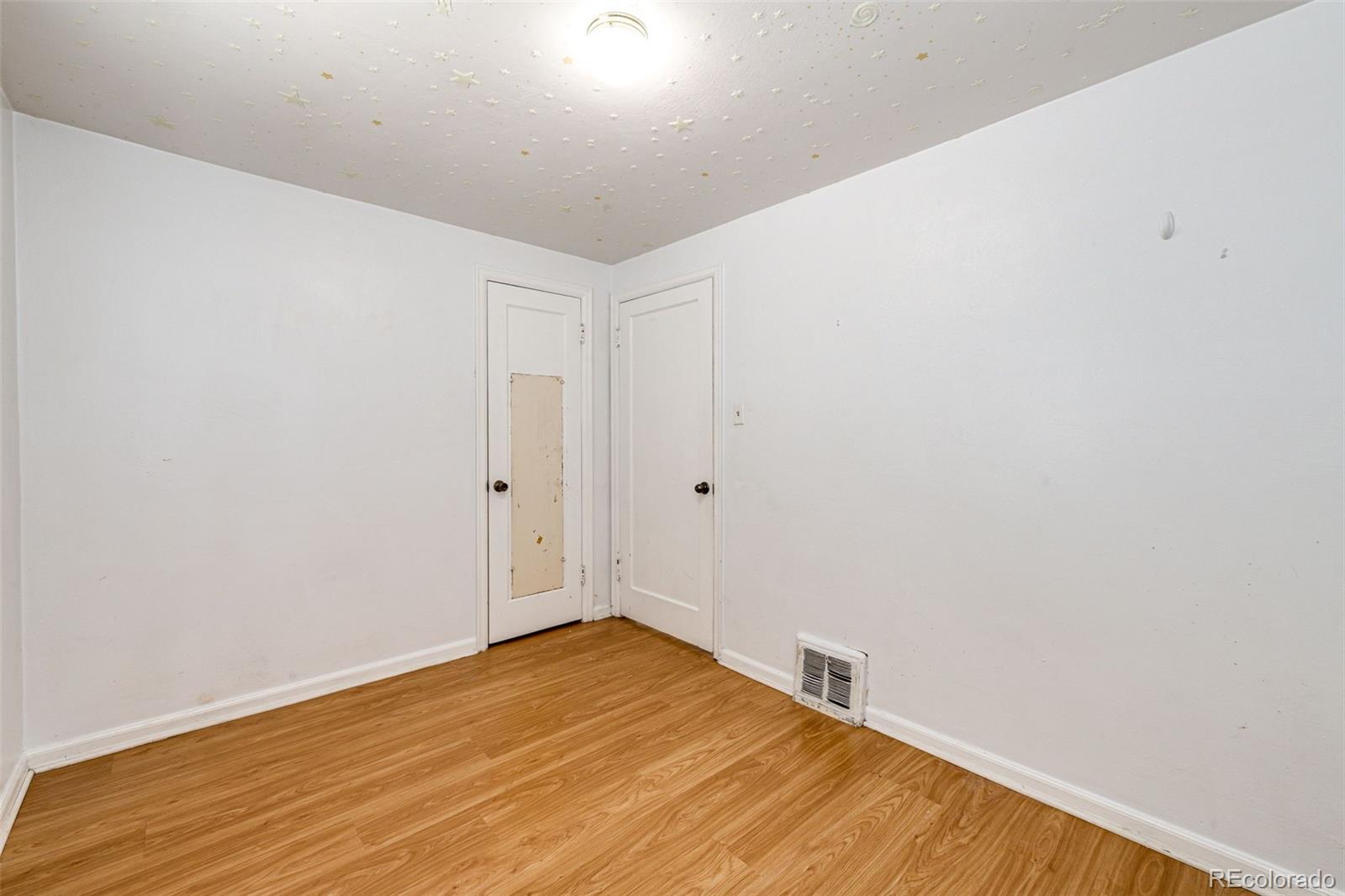 MLS Image #14 for 3125 w ford place,denver, Colorado