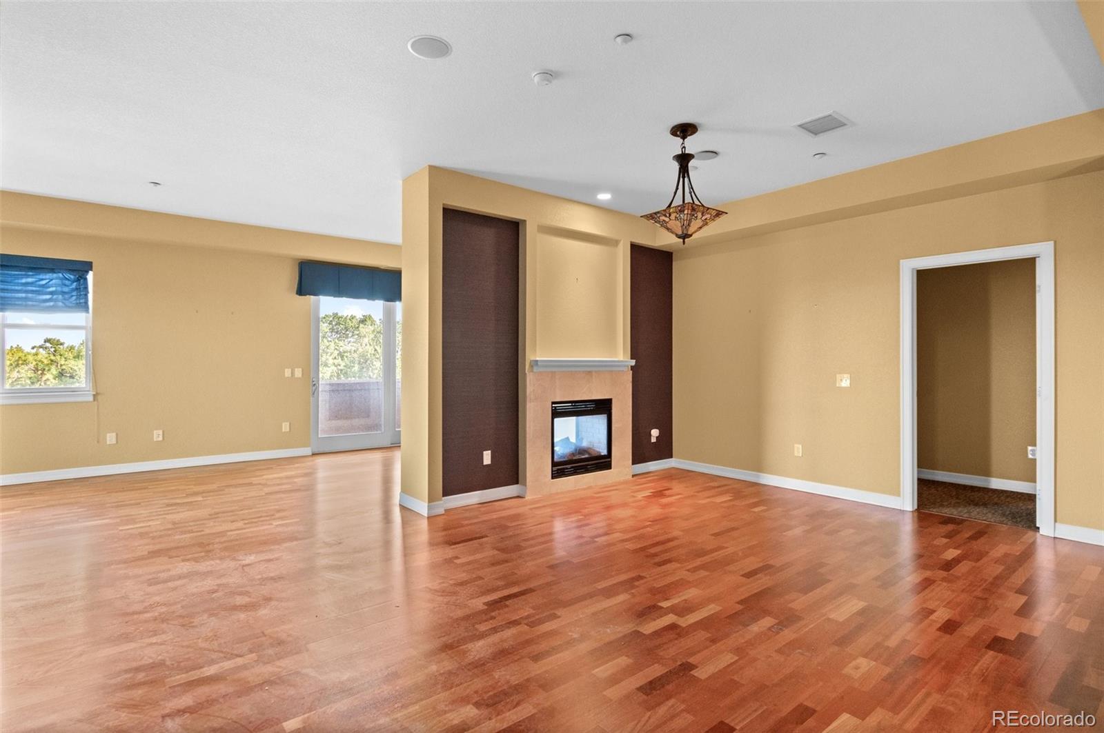 MLS Image #13 for 2200 s university boulevard,denver, Colorado