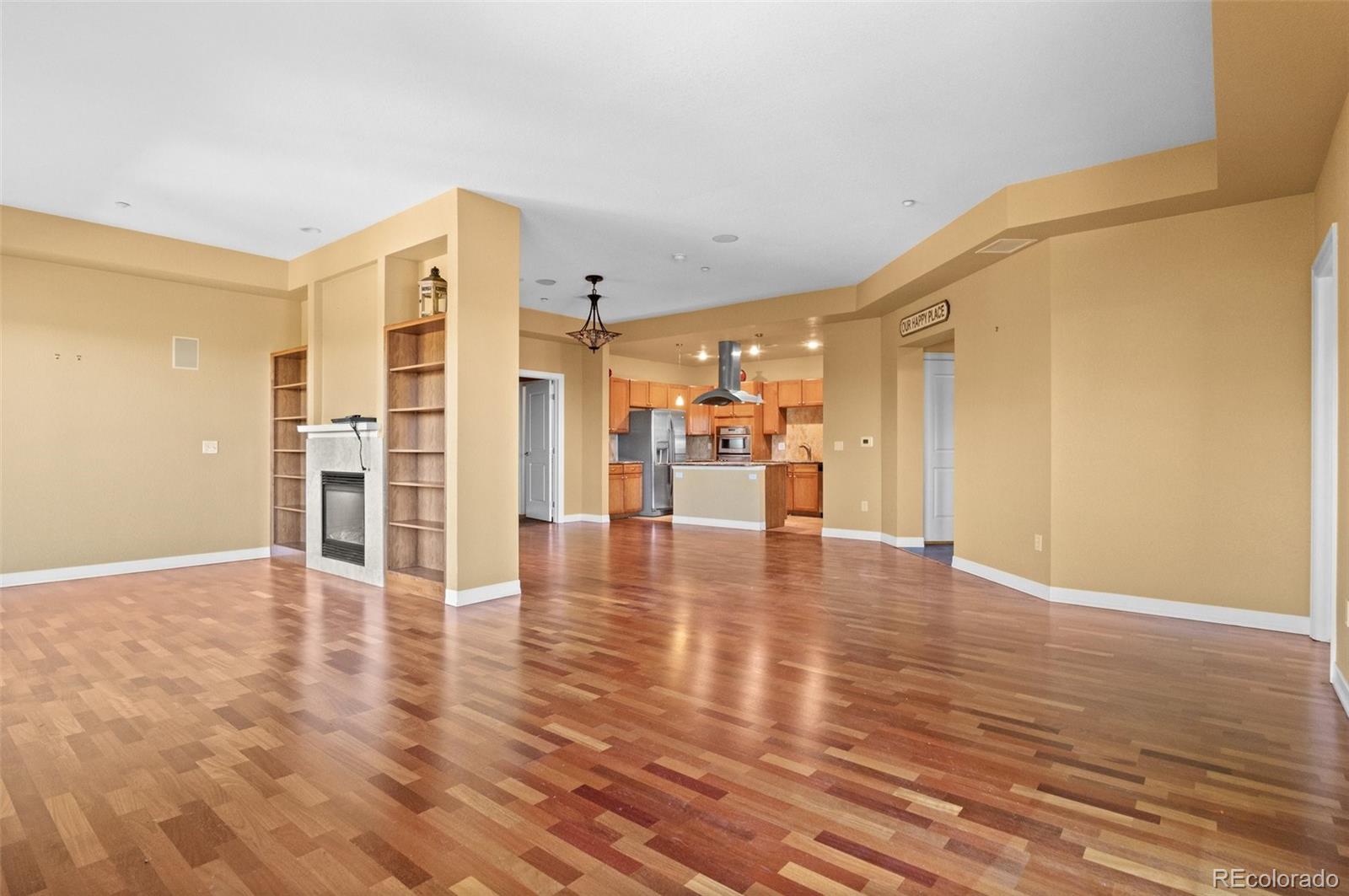 MLS Image #23 for 2200 s university boulevard,denver, Colorado