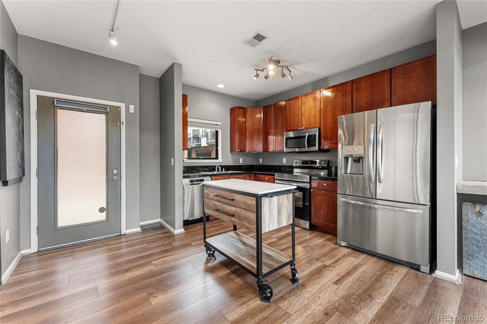 MLS Image #11 for 3179  blake street,denver, Colorado