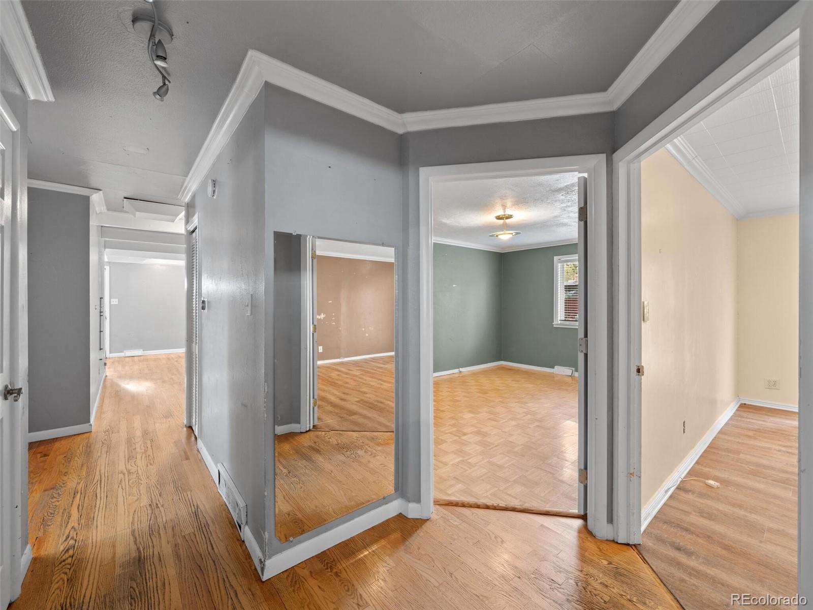 MLS Image #18 for 5601 e yale avenue,denver, Colorado