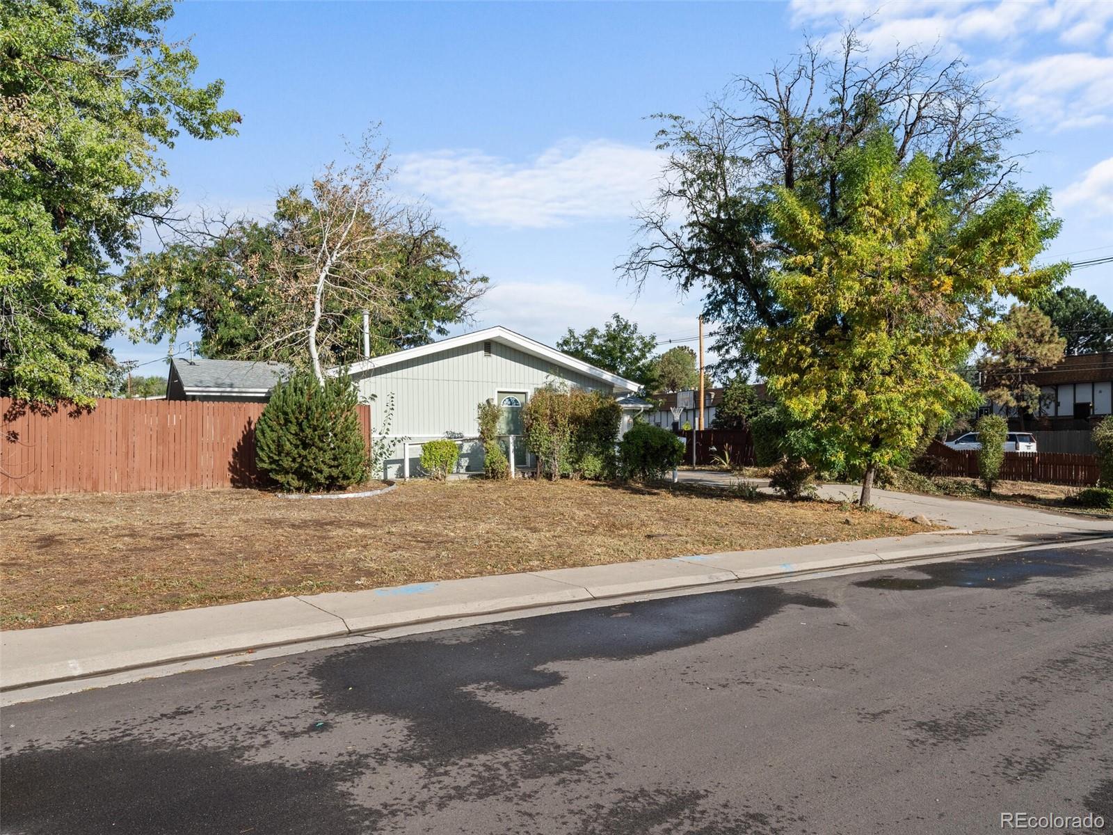 MLS Image #25 for 5601 e yale avenue,denver, Colorado