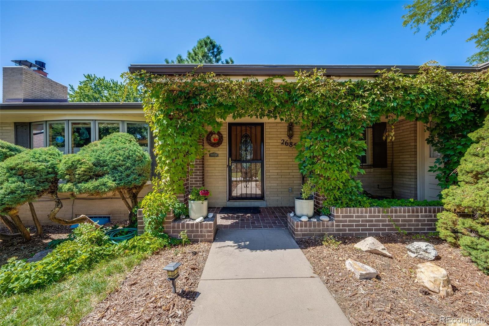 MLS Image #3 for 2685 s zurich court,denver, Colorado