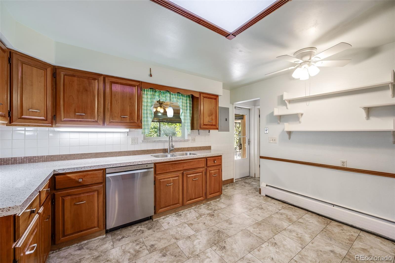 MLS Image #7 for 2685 s zurich court,denver, Colorado