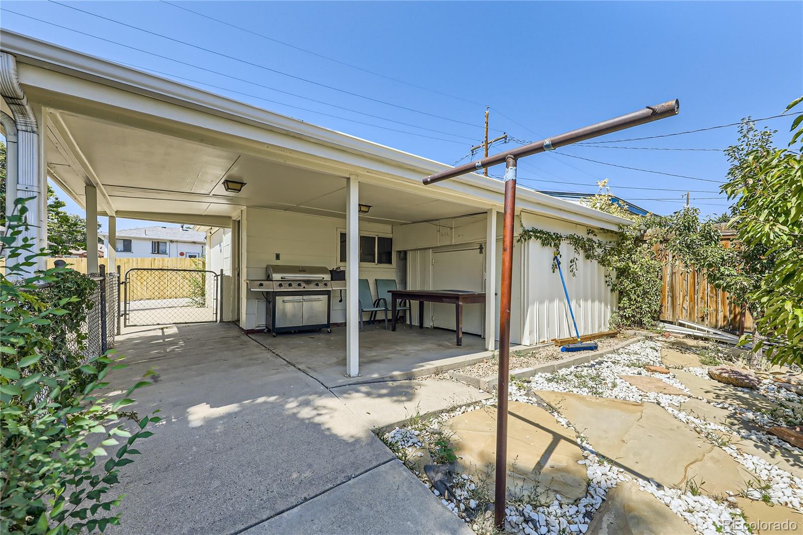 MLS Image #13 for 175 s clay street,denver, Colorado