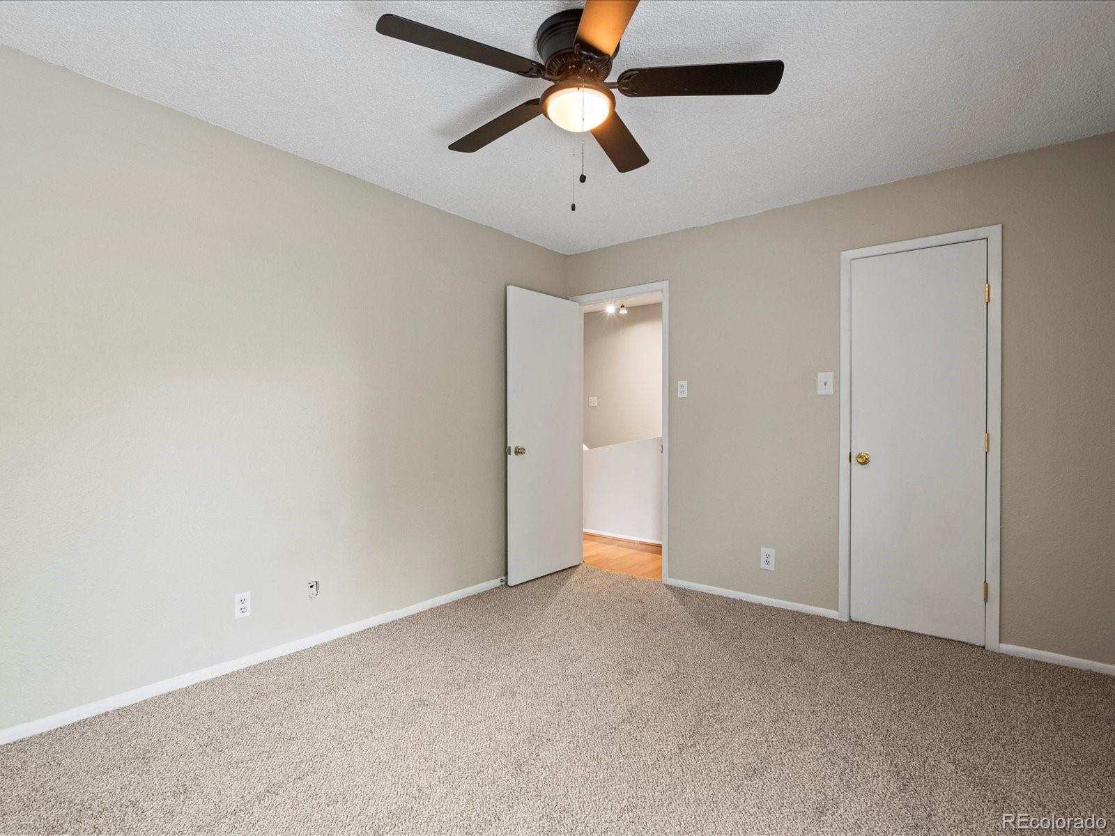 MLS Image #19 for 1250 s monaco parkway,denver, Colorado