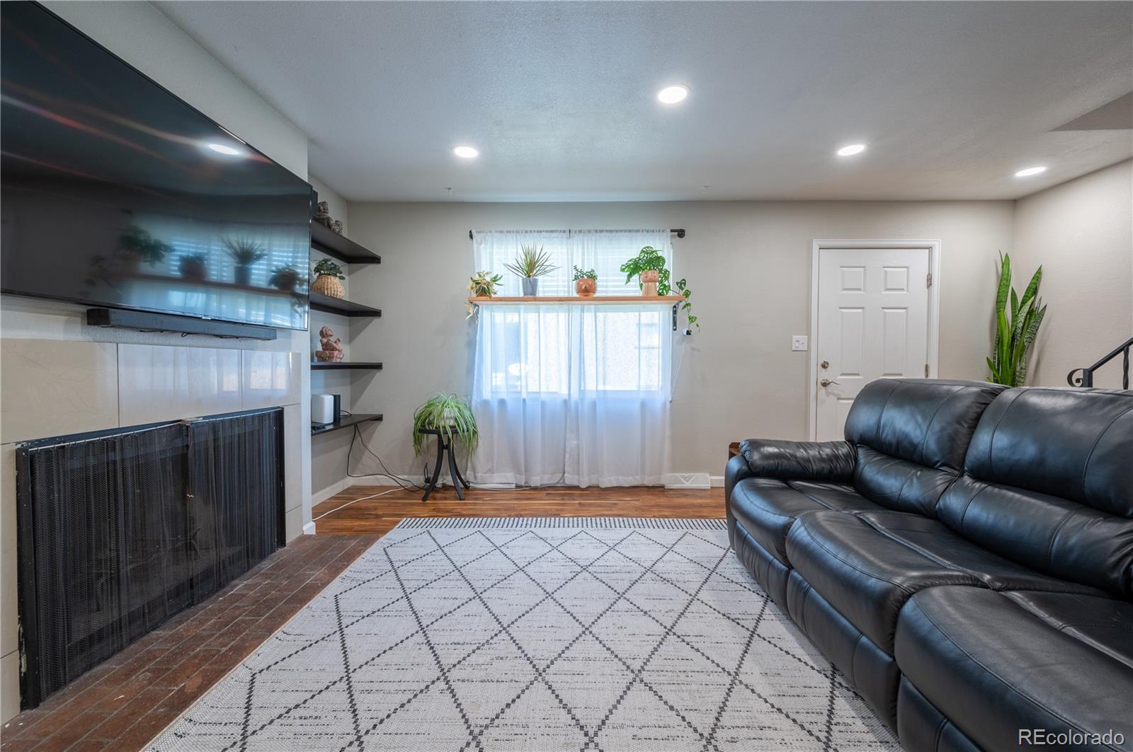 MLS Image #8 for 4673 s lowell boulevard,denver, Colorado