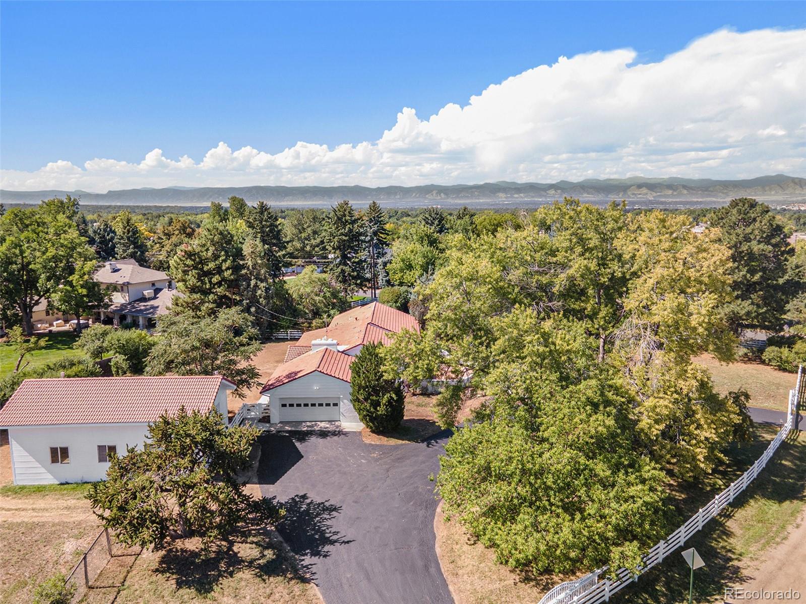 MLS Image #4 for 2  middle road,englewood, Colorado