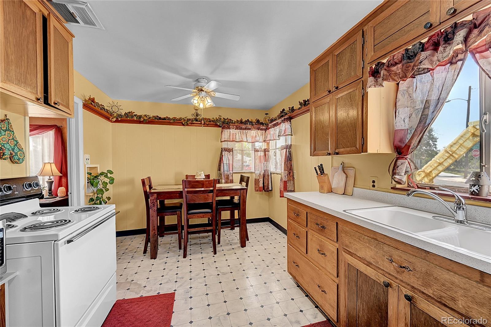 MLS Image #10 for 851 s umatilla way,denver, Colorado