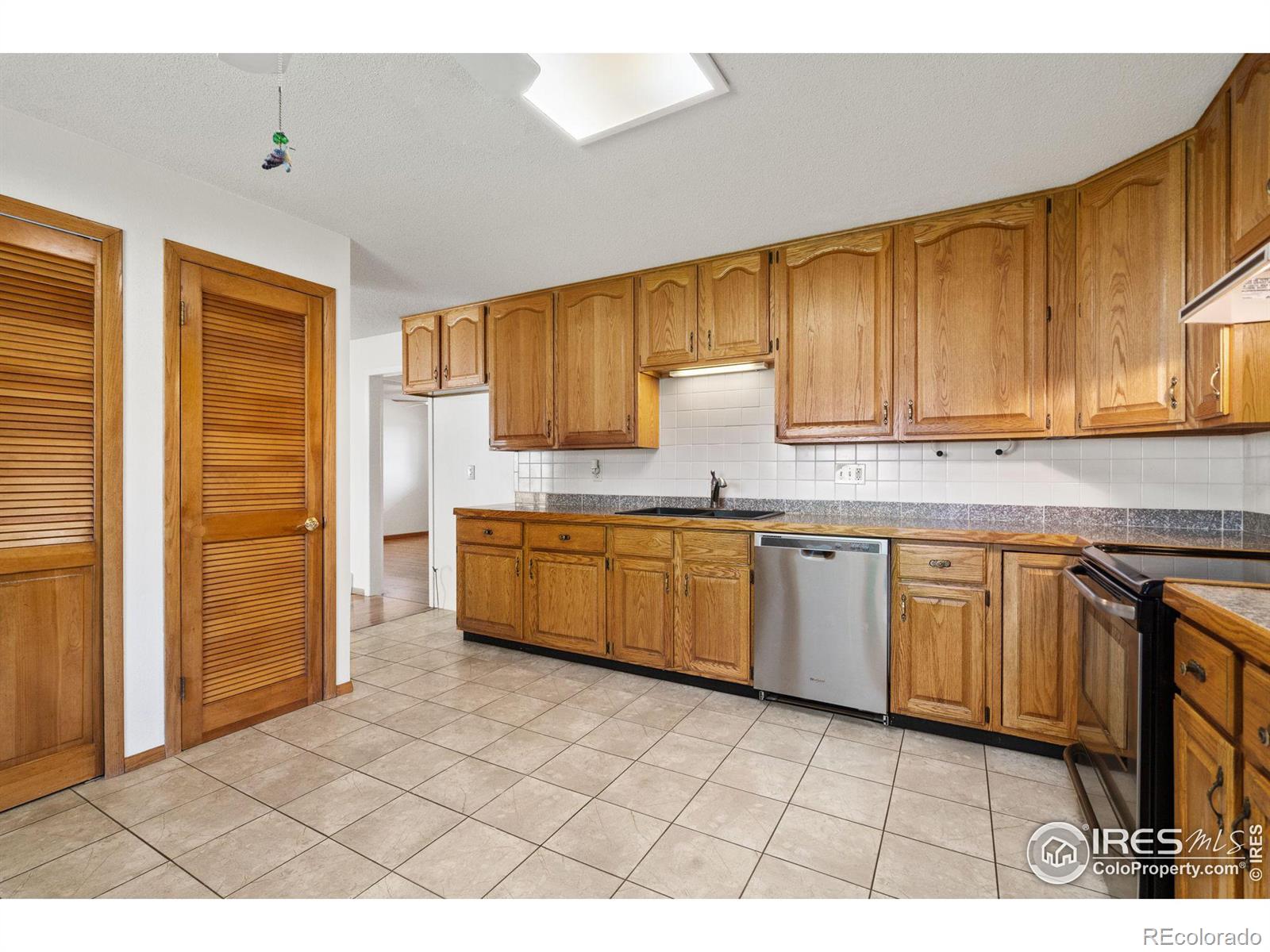 MLS Image #11 for 4383 n grant avenue,loveland, Colorado