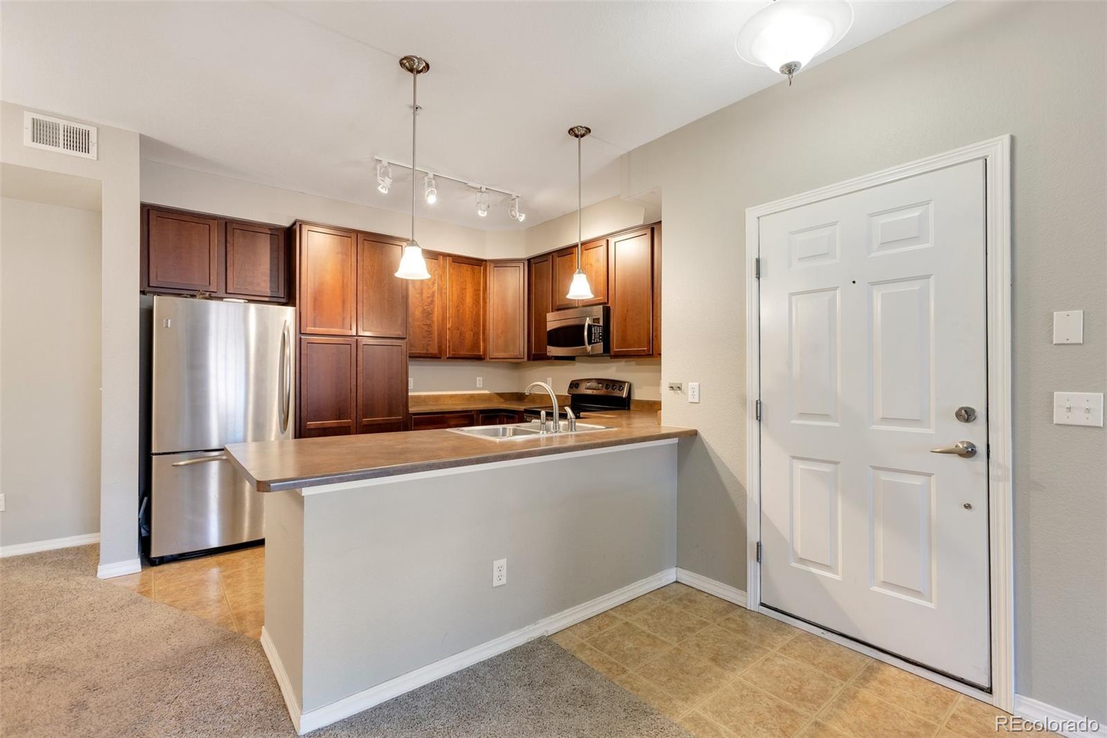 MLS Image #2 for 10052 w ute place,littleton, Colorado