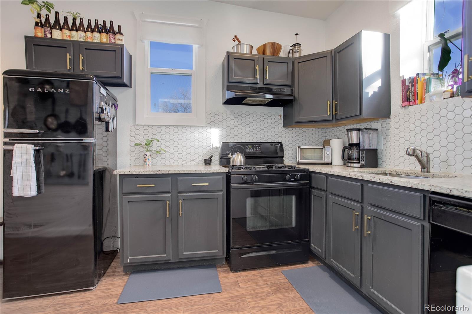 MLS Image #2 for 2118 e 25th avenue,denver, Colorado