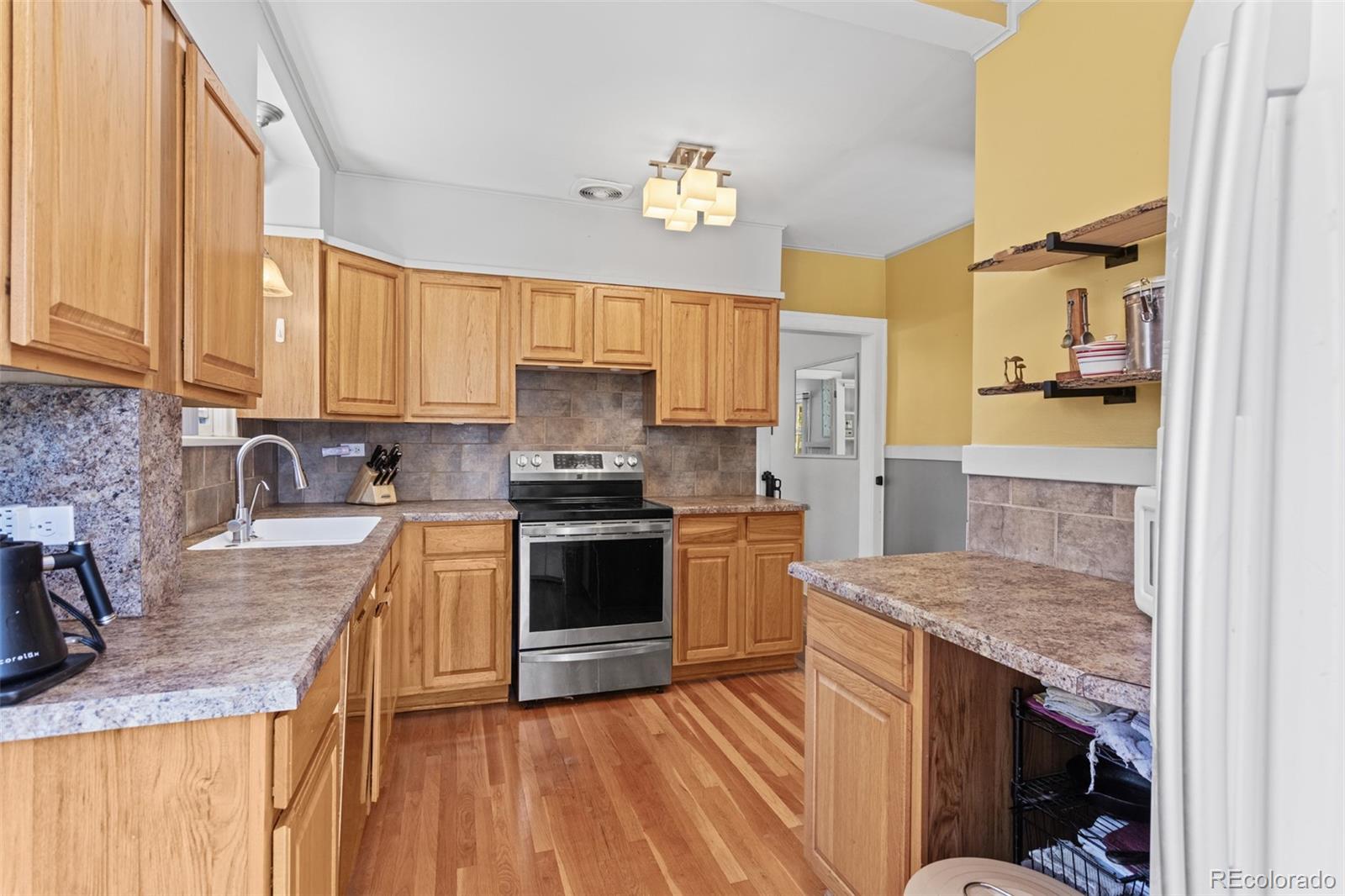 MLS Image #13 for 1462  eudora street,denver, Colorado