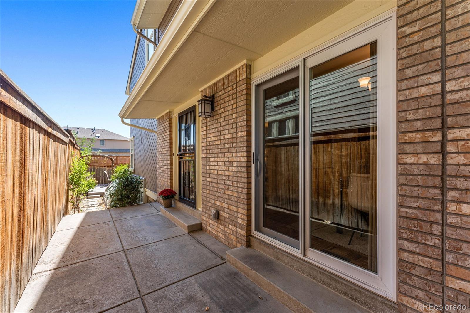 MLS Image #46 for 245 s monaco parkway,denver, Colorado