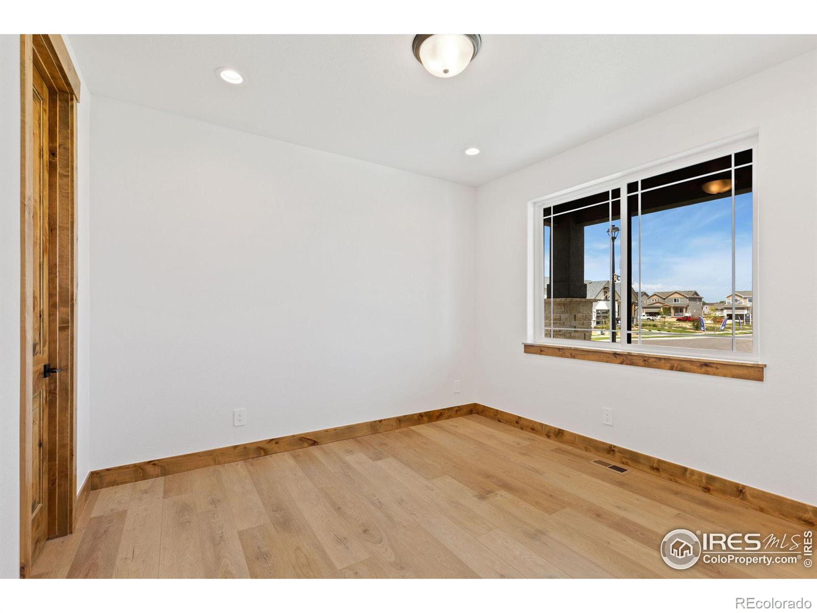 MLS Image #4 for 881  loess lane,windsor, Colorado