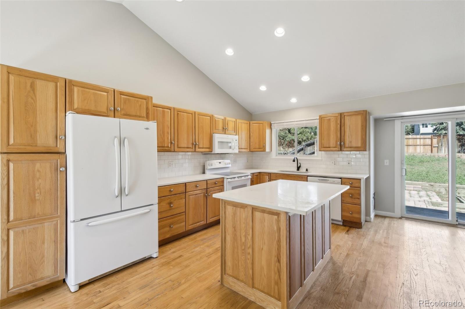 MLS Image #7 for 9932  garland drive,broomfield, Colorado