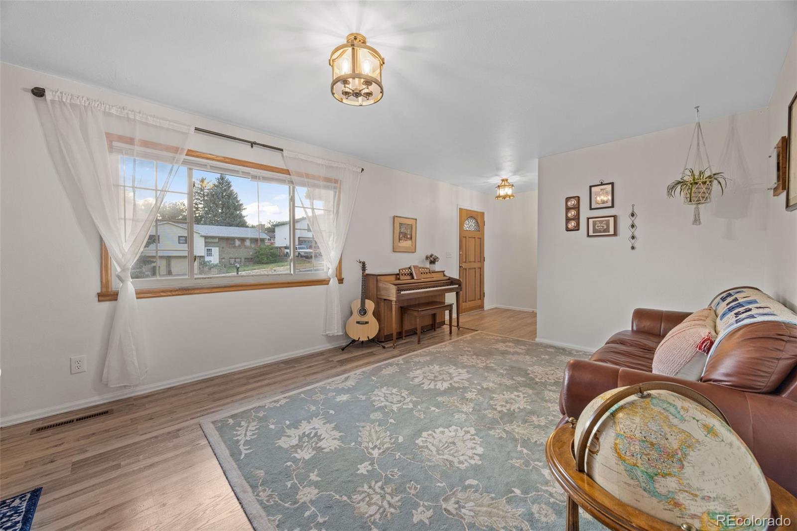 MLS Image #5 for 1413  auburn drive,colorado springs, Colorado