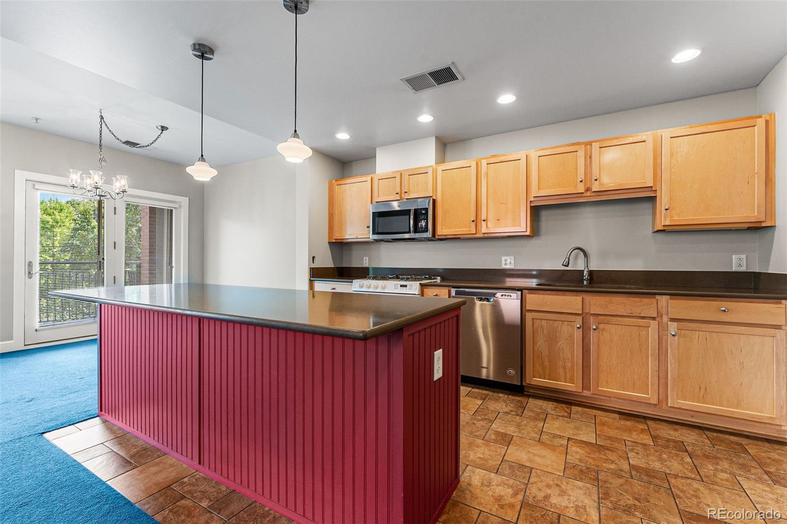 MLS Image #4 for 1631 n emerson street,denver, Colorado