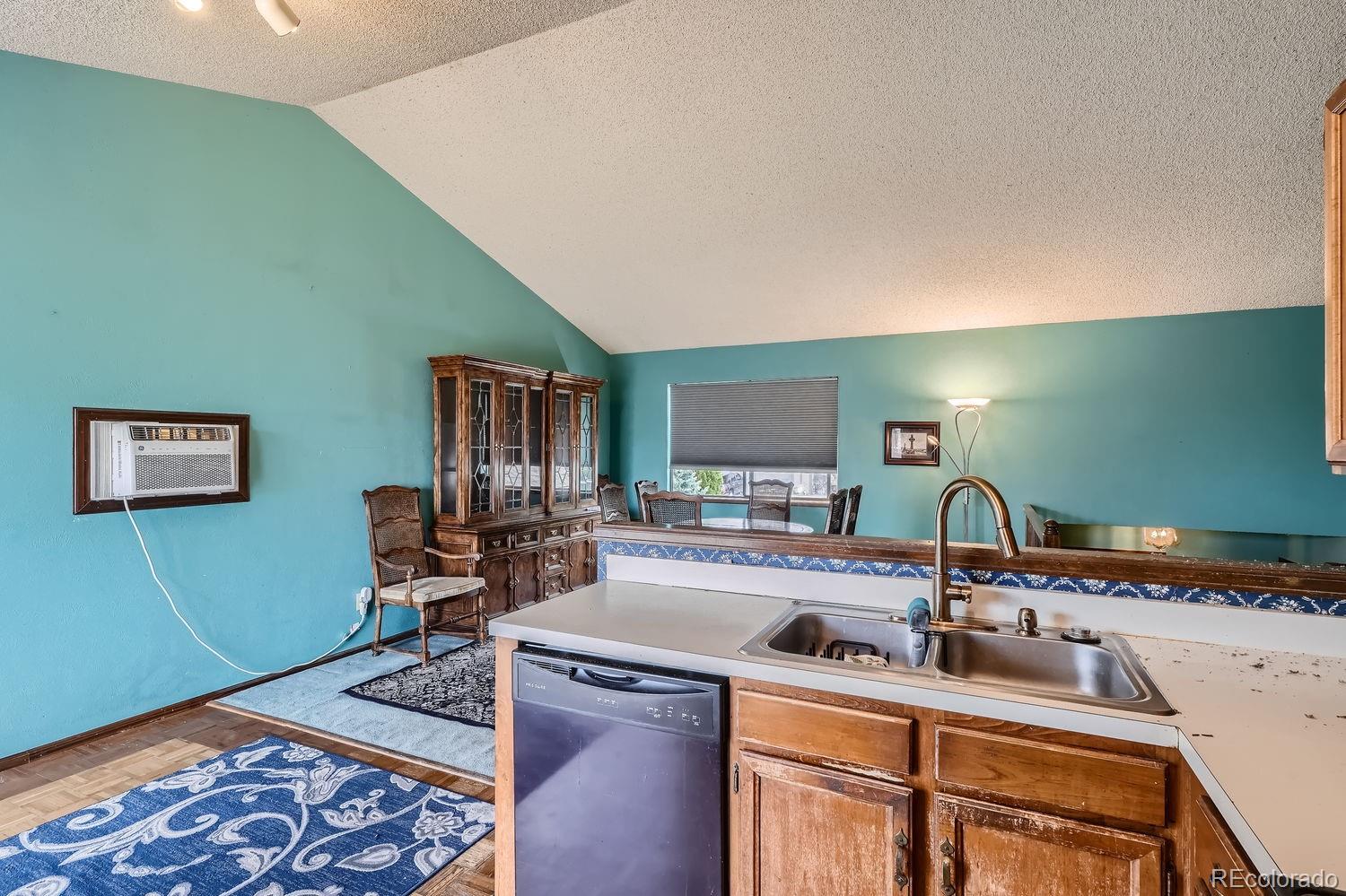 MLS Image #9 for 8684 s yukon street,littleton, Colorado