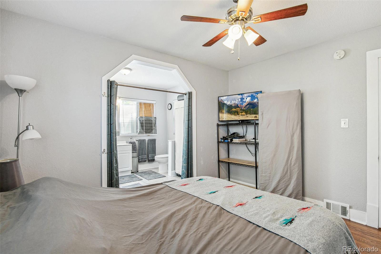 MLS Image #13 for 1538  oneida street,denver, Colorado