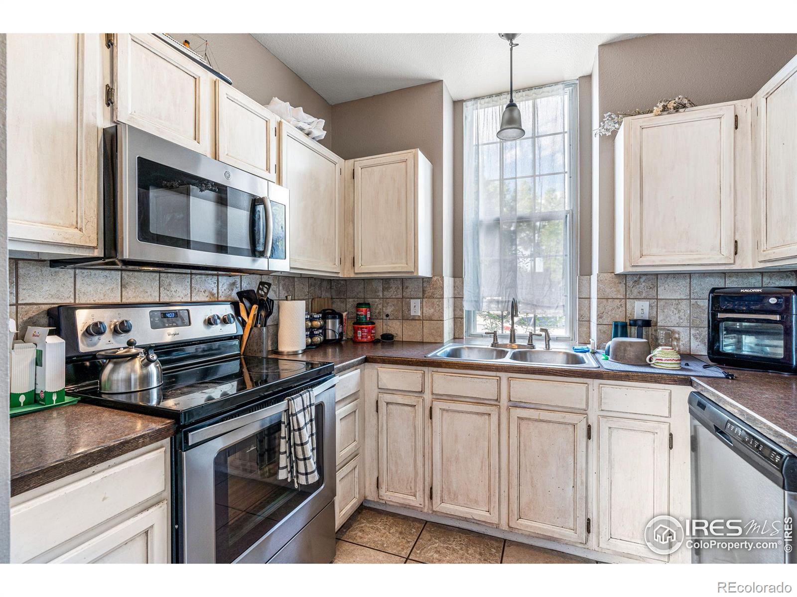 MLS Image #8 for 519  towhee street,fort collins, Colorado