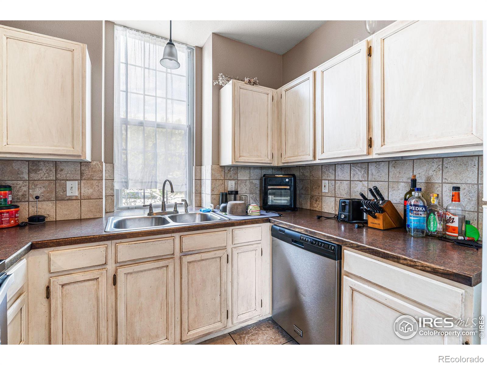 MLS Image #9 for 519  towhee street,fort collins, Colorado