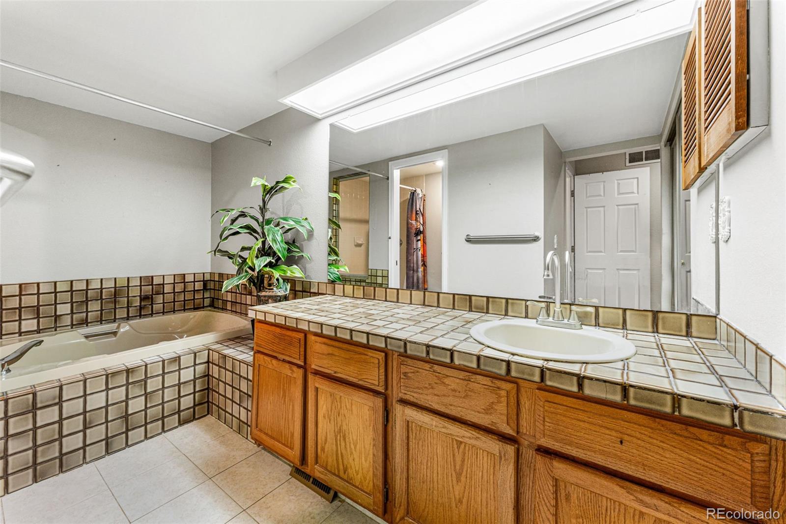 MLS Image #20 for 9400 e iliff avenue 105,denver, Colorado