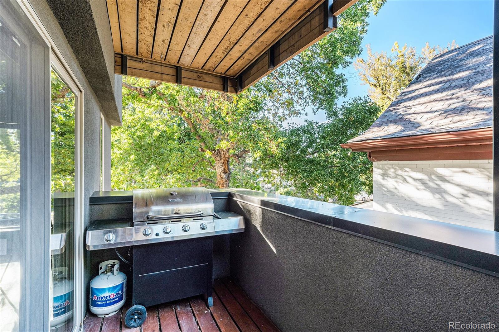 MLS Image #11 for 1624 n gilpin street,denver, Colorado