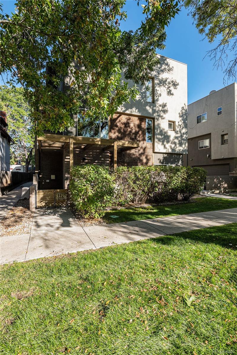 MLS Image #3 for 1624 n gilpin street,denver, Colorado