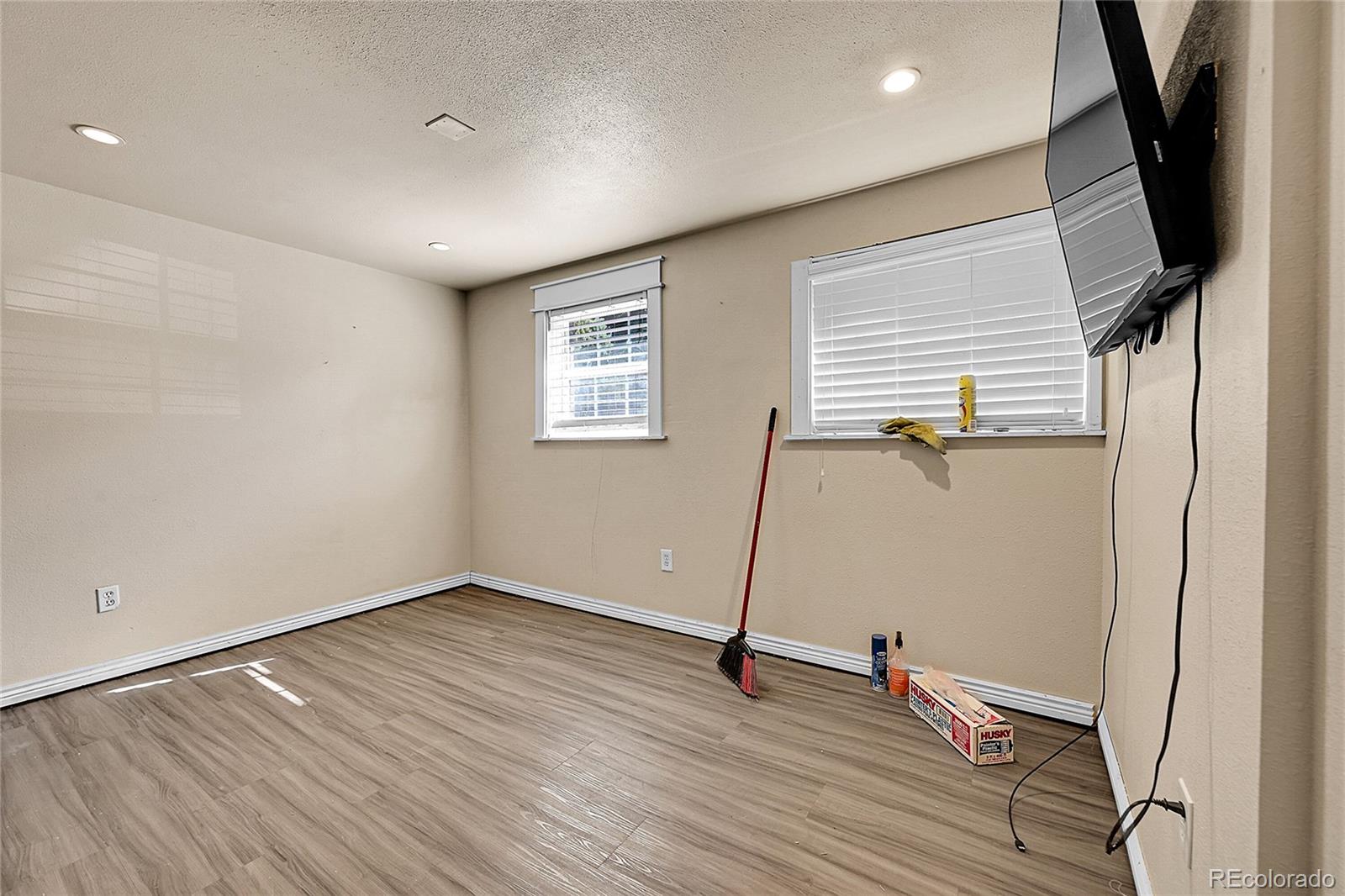 MLS Image #25 for 3783 s lee court,denver, Colorado