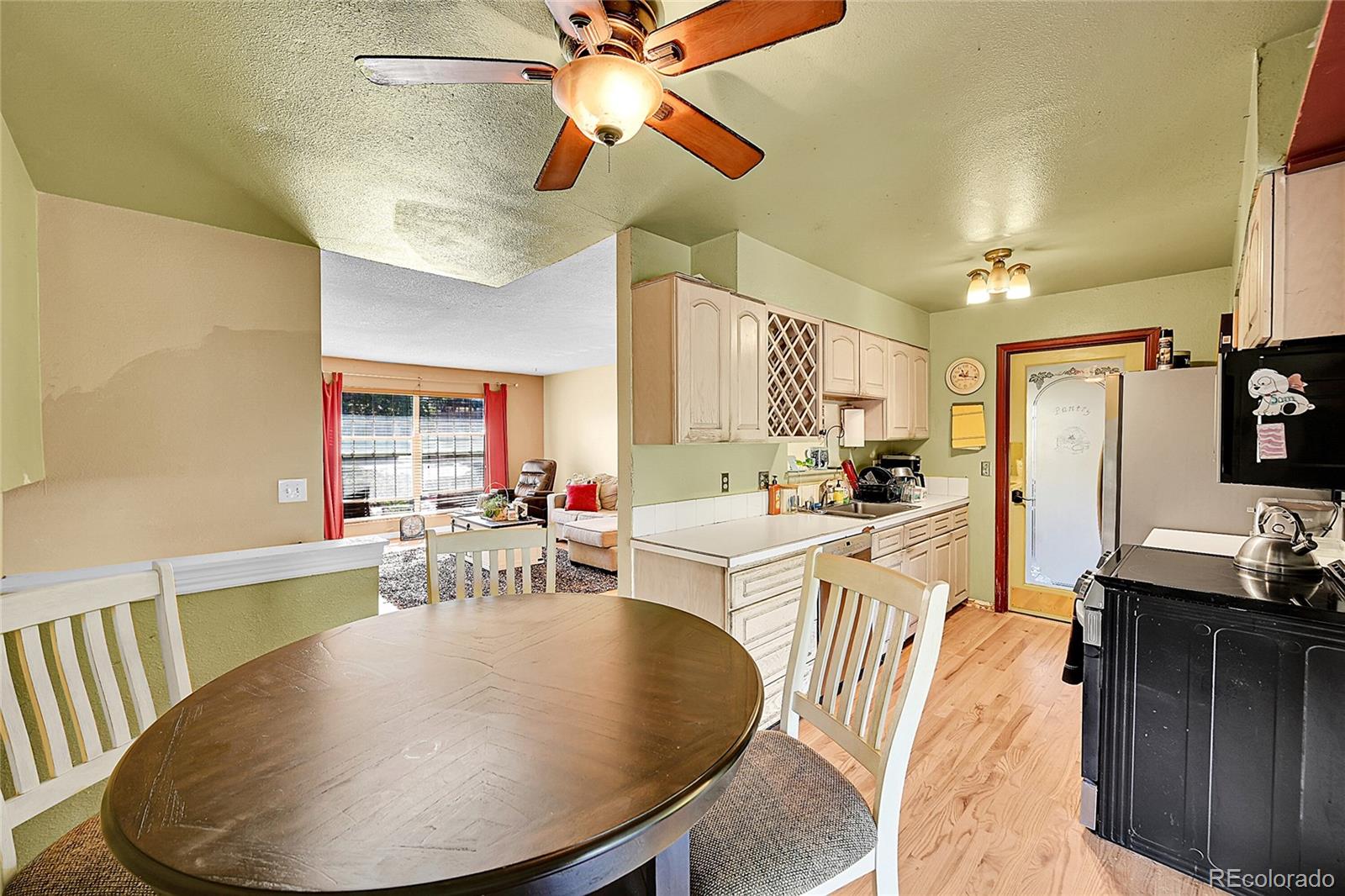 MLS Image #8 for 3783 s lee court,denver, Colorado