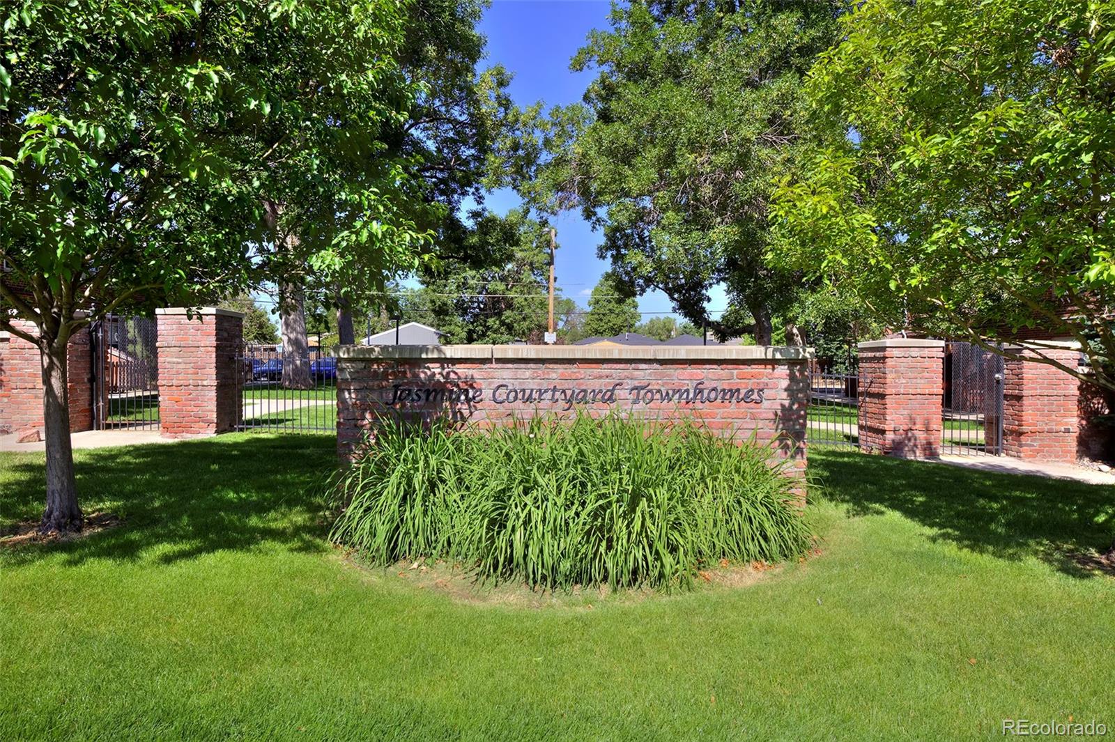 MLS Image #16 for 2871  jasmine street,denver, Colorado