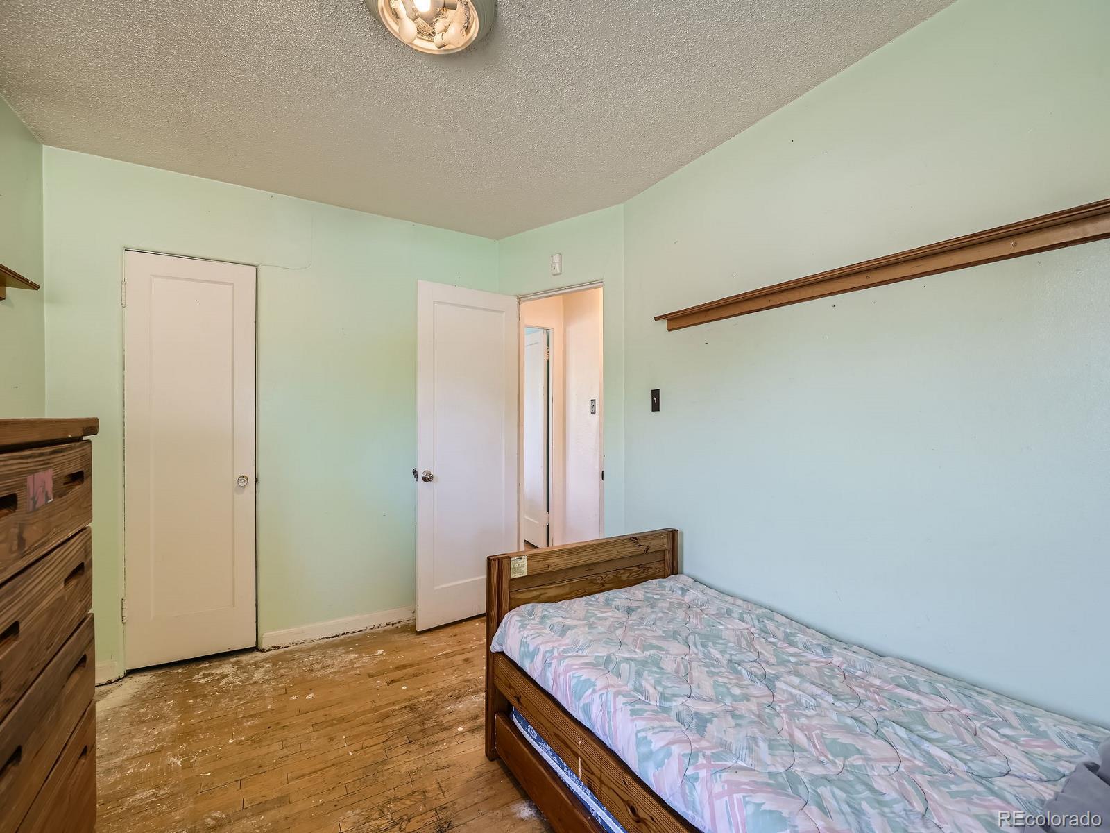 MLS Image #17 for 2565  quebec street,denver, Colorado