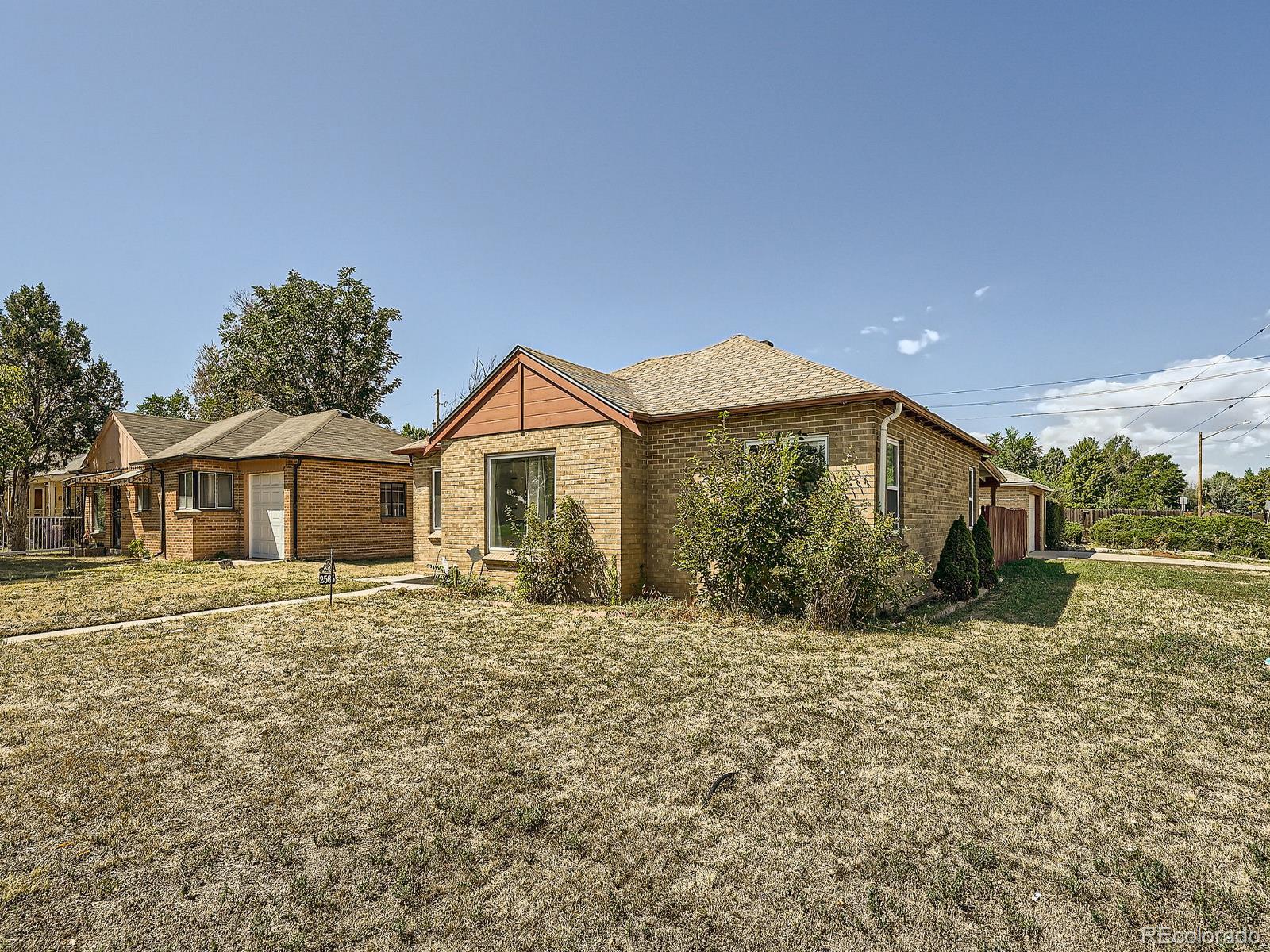 MLS Image #2 for 2565  quebec street,denver, Colorado