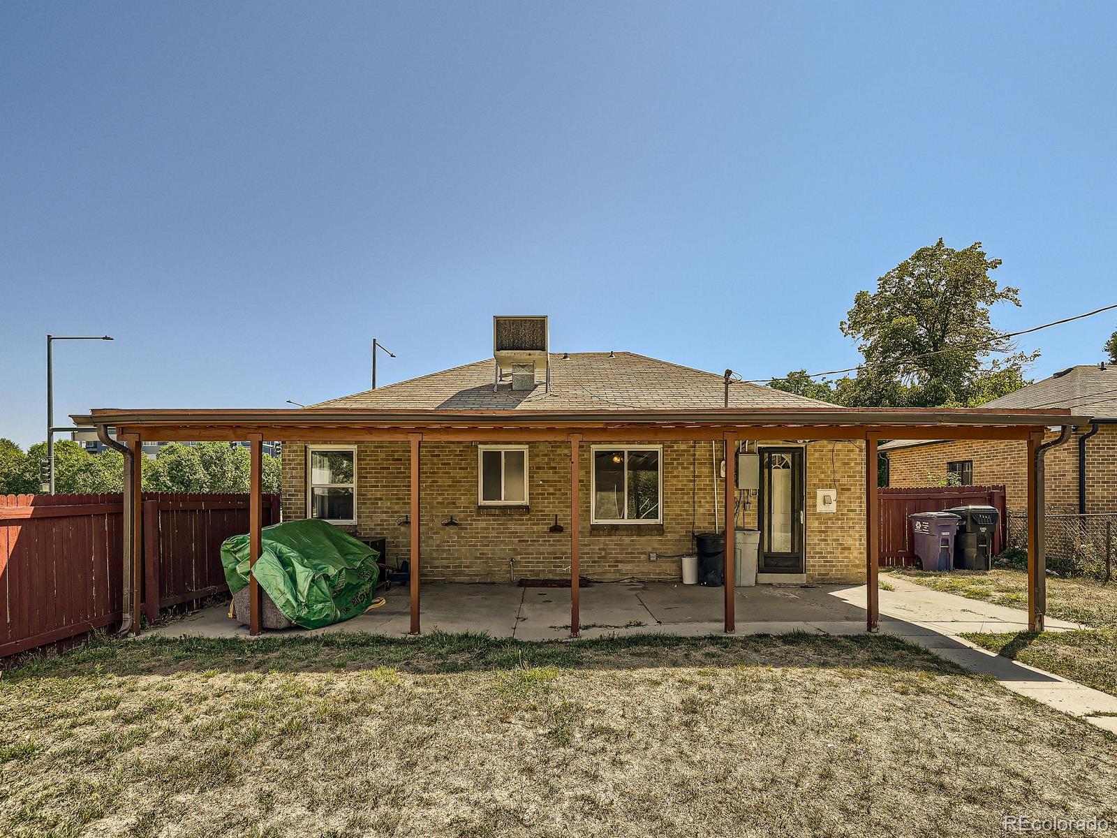 MLS Image #22 for 2565  quebec street,denver, Colorado