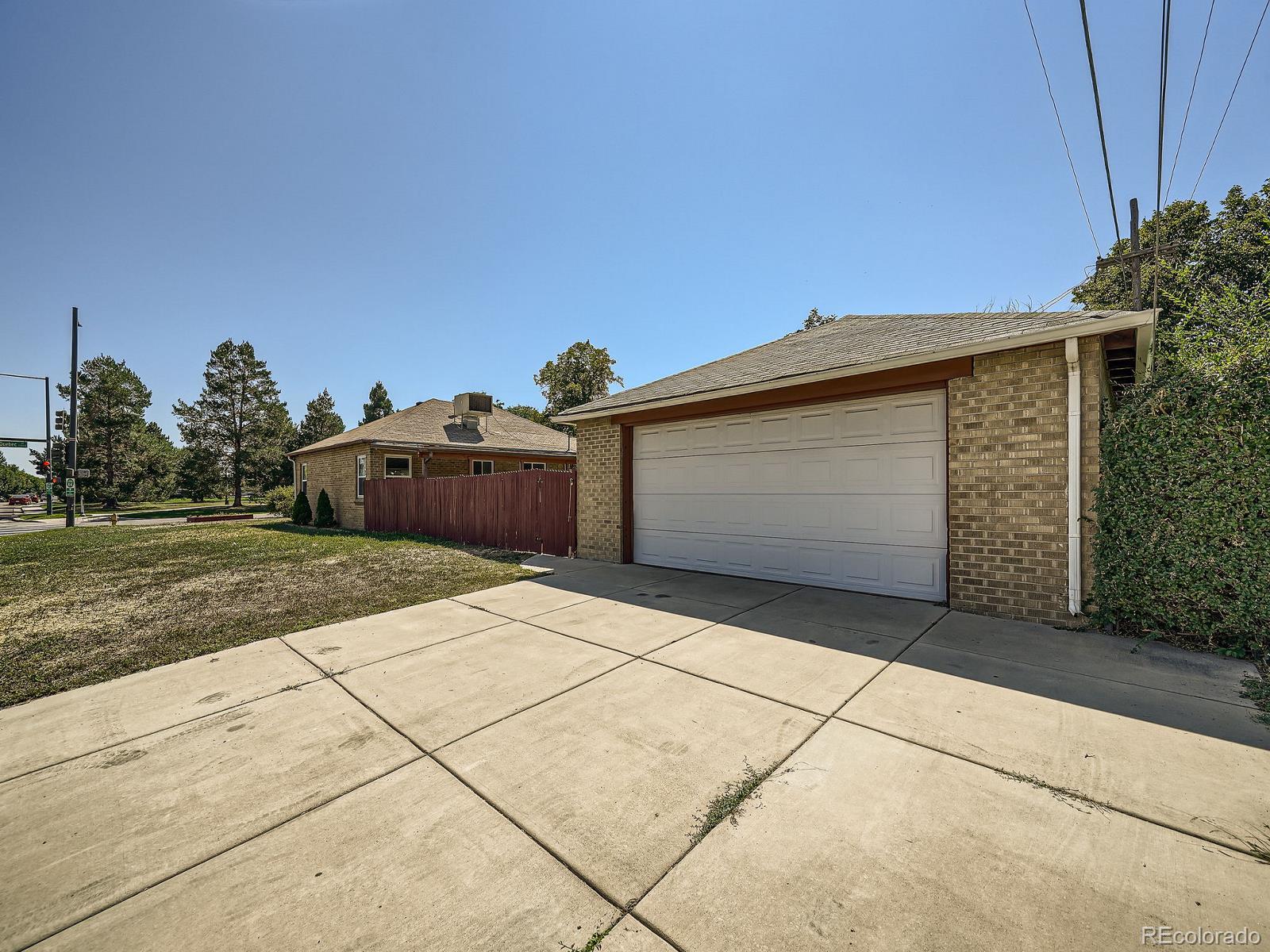 MLS Image #26 for 2565  quebec street,denver, Colorado