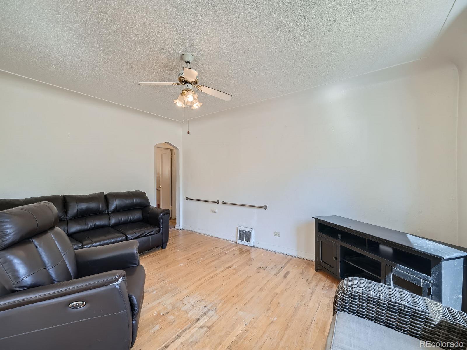 MLS Image #6 for 2565  quebec street,denver, Colorado